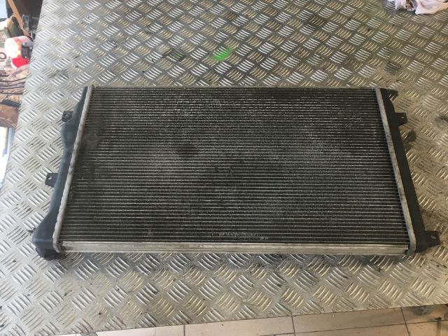 bontott VW GOLF V Vízhűtő Radiátor (Klímás)