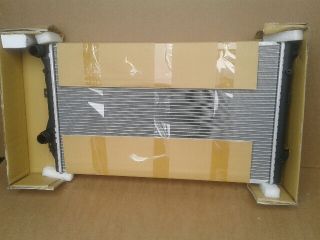 bontott VW GOLF V Vízhűtő Radiátor (Nem klímás)