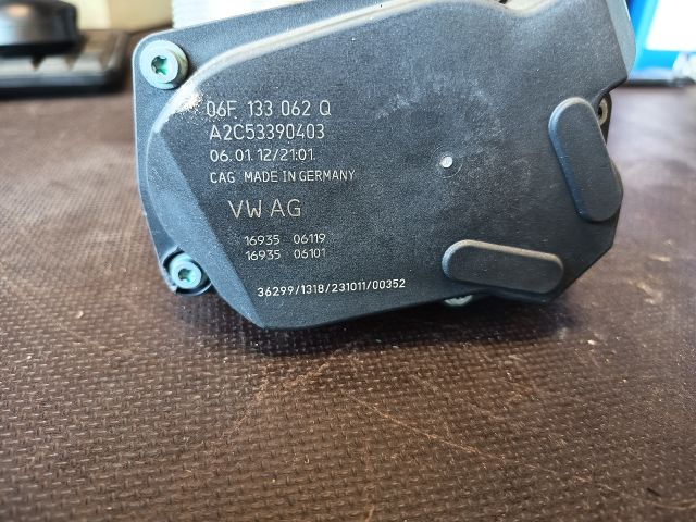 bontott VW GOLF V Fojtószelep (Elektromos)