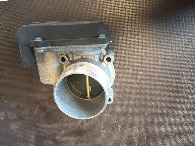 bontott VW GOLF V Fojtószelep (Elektromos)