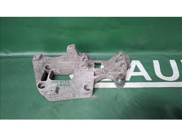 bontott VW GOLF V Generátor Tartó Bak