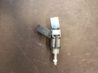 bontott VW GOLF V Porlasztó (1 db)