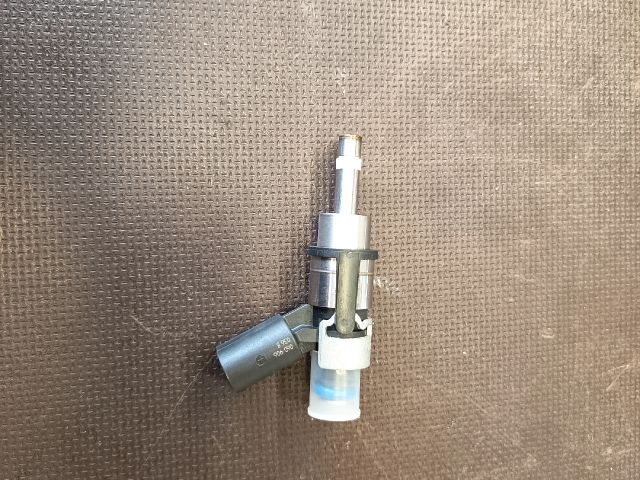 bontott VW GOLF V Porlasztó (1 db)