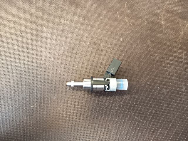 bontott VW GOLF V Porlasztó (1 db)