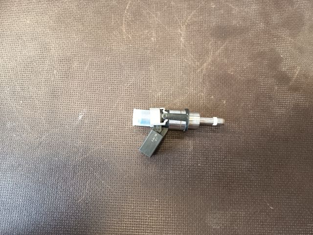 bontott VW GOLF V Porlasztó (1 db)