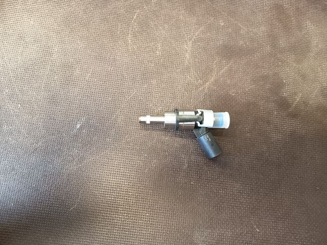 bontott VW GOLF V Porlasztó (1 db)