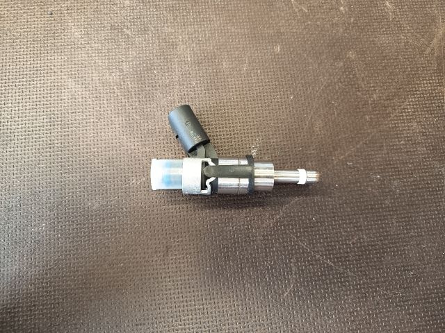 bontott VW GOLF V Porlasztó (1 db)