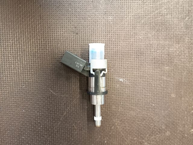 bontott VW GOLF V Porlasztó (1 db)