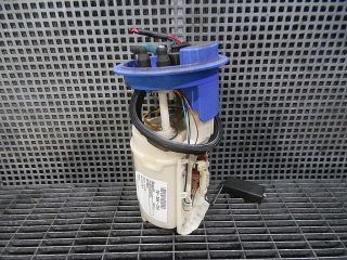 bontott VW GOLF V Üzemanyag Szivattyú