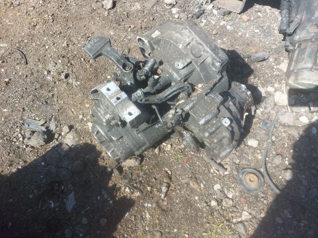 bontott VW GOLF V Váltó (Mechanikus)
