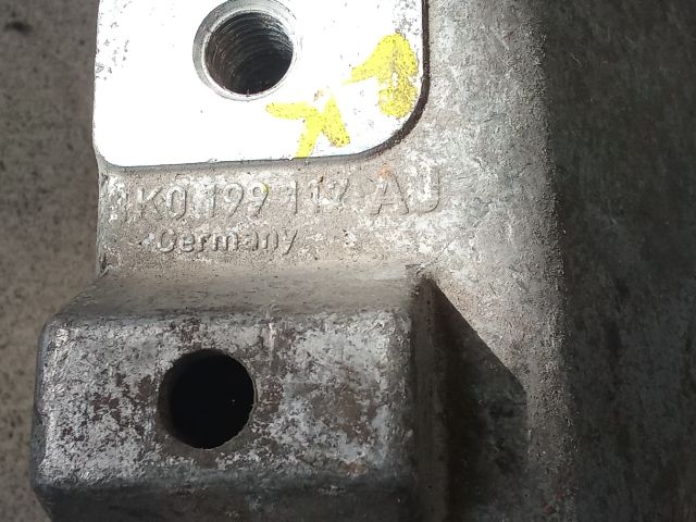 bontott VW GOLF V Váltó Tartó Bak (Pozíciófüggetlen)