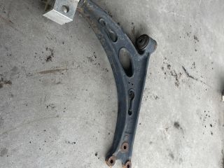 bontott VW GOLF V Jobb első Lengőkar