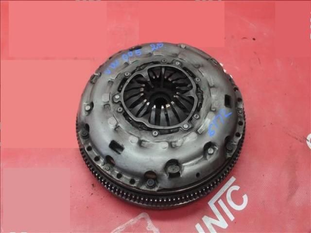 bontott VW GOLF V Kuplung Szett (Szerkezet, Tárcsa)