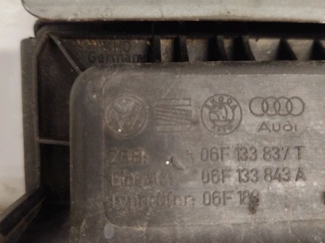 bontott VW GOLF V Légszűrő Ház