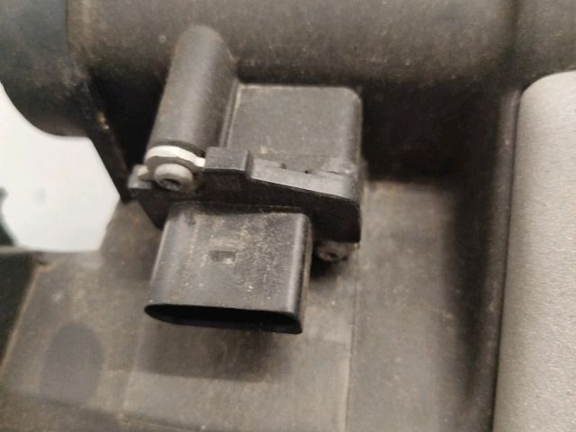 bontott VW GOLF V Légszűrő Ház