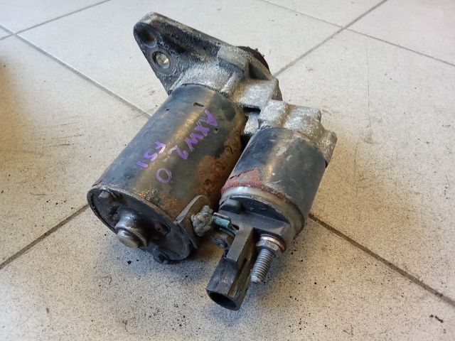 bontott VW GOLF V Önindító