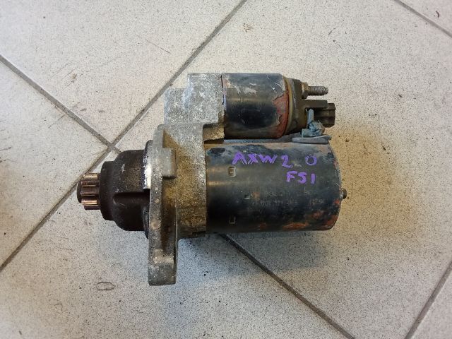 bontott VW GOLF V Önindító