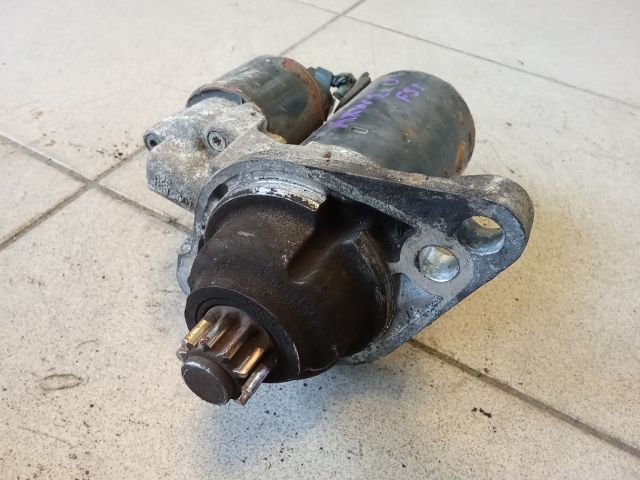 bontott VW GOLF V Önindító