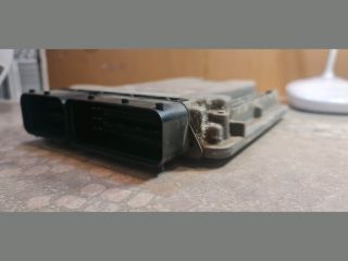 bontott VW GOLF V Motorvezérlő