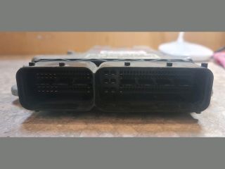 bontott VW GOLF V Motorvezérlő