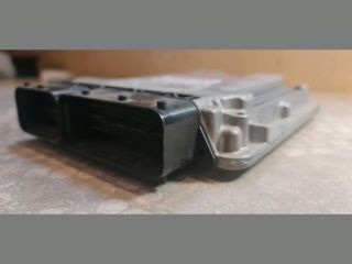 bontott VW GOLF V Motorvezérlő