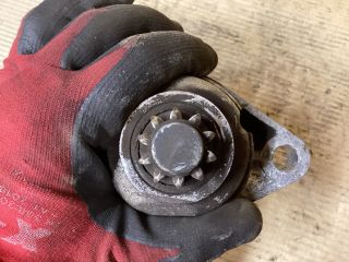 bontott VW GOLF V Önindító