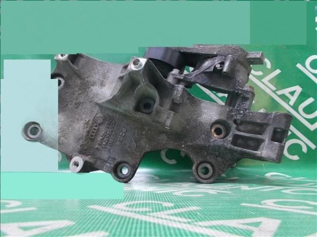 bontott VW GOLF V Generátor Tartó Bak