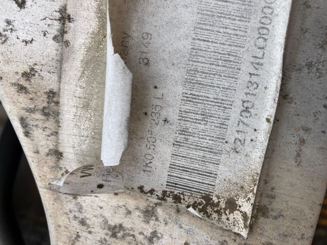 bontott VW GOLF V Hátsó Híd (Tárcsafékes)