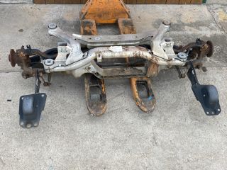 bontott VW GOLF V Hátsó Híd (Tárcsafékes)