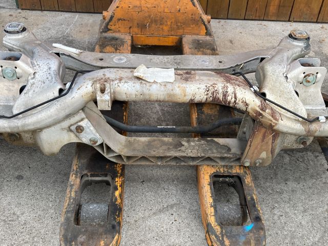 bontott VW GOLF V Hátsó Híd (Tárcsafékes)