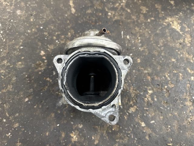 bontott VW GOLF V EGR / AGR Vákum Szelep