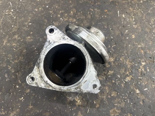 bontott VW GOLF V EGR / AGR Vákum Szelep