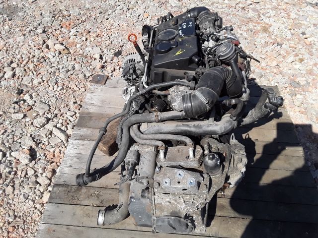 bontott VW GOLF V Generátor Tartó Bak