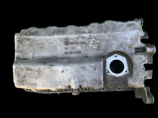 bontott VW GOLF V Olajteknő