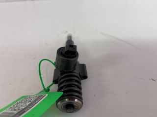 bontott VW GOLF V Porlasztó (1 db)