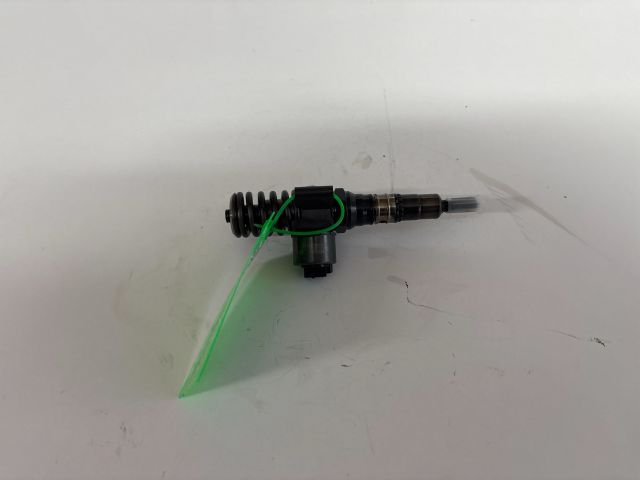 bontott VW GOLF V Porlasztó (1 db)