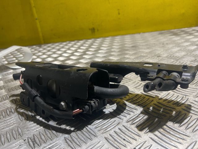 bontott VW GOLF V Üzemanyag Szivattyú