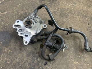 bontott VW GOLF V Vákumpumpa