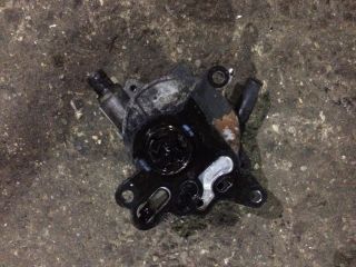 bontott VW GOLF V Vákumpumpa