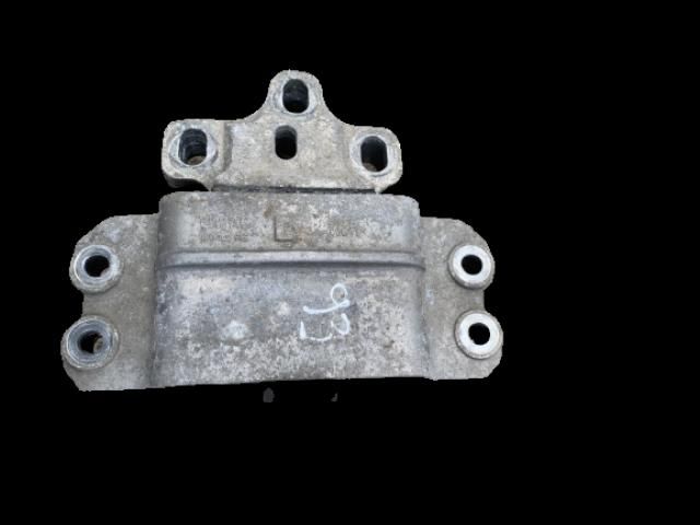 bontott VW GOLF V Váltó Tartó Bak (Pozíciófüggetlen)