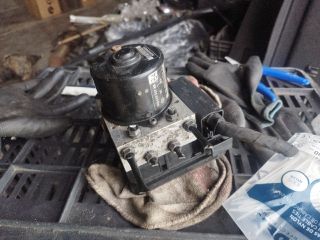 bontott VW GOLF V ABS Kocka