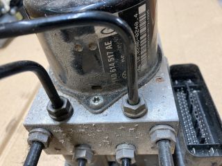 bontott VW GOLF V ABS Kocka