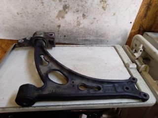 bontott VW GOLF V Bal első Lengőkar