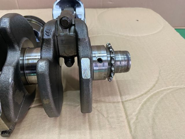 bontott VW GOLF V Dugattyú, Hajtókar és Főtengely