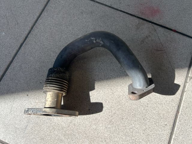 bontott VW GOLF V EGR Hűtő Cső