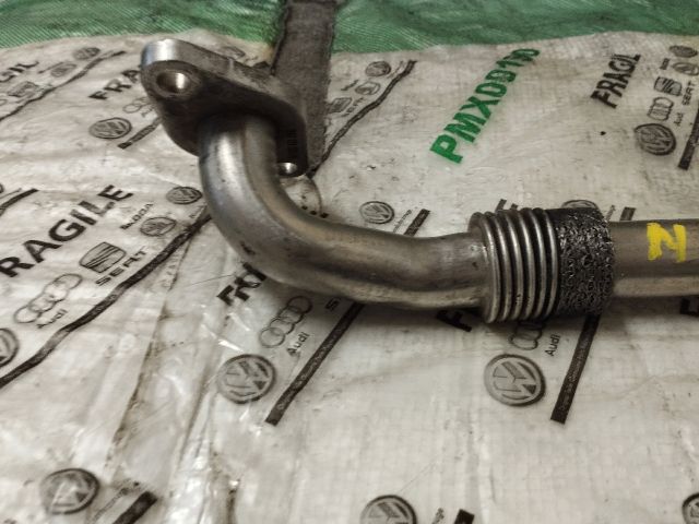 bontott VW GOLF V EGR Hűtő Cső