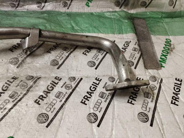 bontott VW GOLF V EGR Hűtő Cső