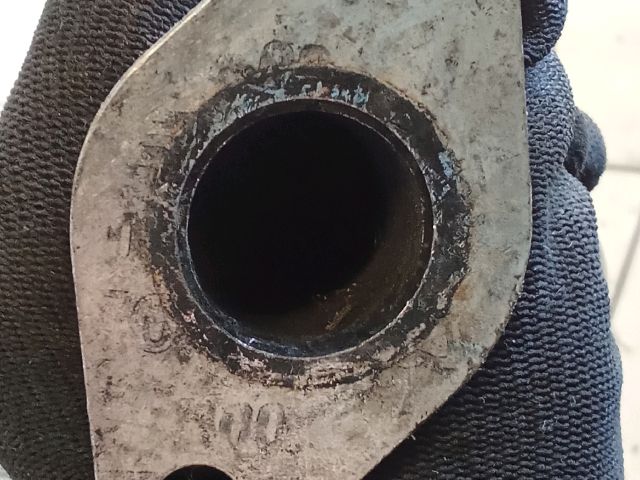 bontott VW GOLF V EGR Hűtő Cső