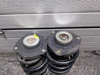 bontott VW GOLF V Első Lengéscsillapító Pár