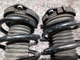 bontott VW GOLF V Első Lengéscsillapító Pár